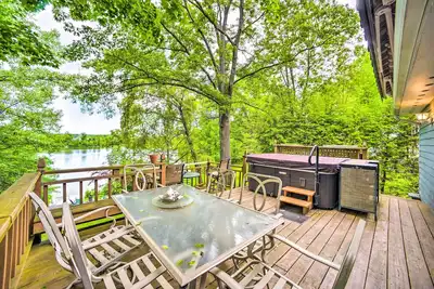 Image de Hot Tub: Secluded Hideaway on Sleepy Hollow Lake