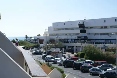 Image de Appartement climatisé 4 personnes, terrasse sud, parking, Héliopolis
