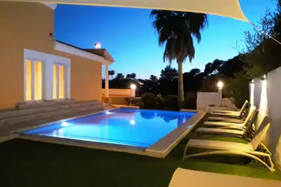 Image de Private Villa With Fenced Swimming Pool For Children'S Safety