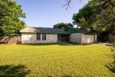 Image de Floaters Oasis near the River