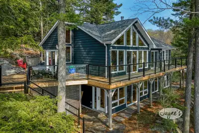 Image de 4 bedroom, 3 bath, cottage, Minett, very private, great for families!