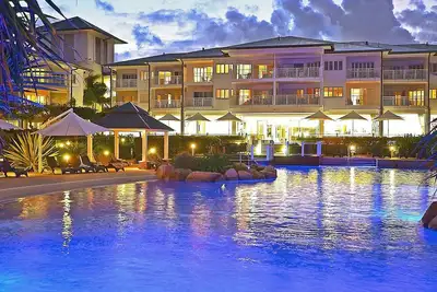 Image de Resort On The Beach 5118 with resort Pool