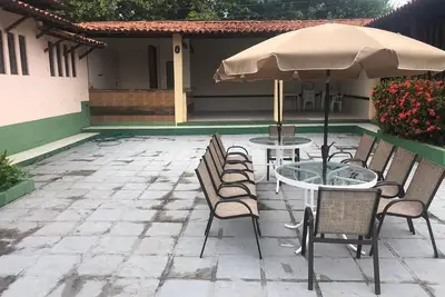 Image de Casa Ampla com Piscina, Área Verde e Privacidade