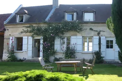 Image de Manoir à Machemont avec jardin privé, barbecue et cheminée
