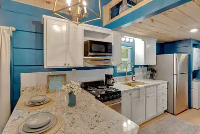 Image de Pops Cabin | Lookout Mountain | Luxury Tiny Home