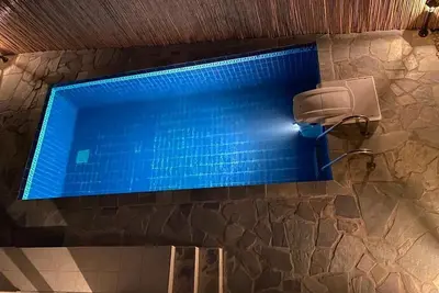 Image de Villa confortable et paisible / piscine privée à 7 mn des plages de sable fin