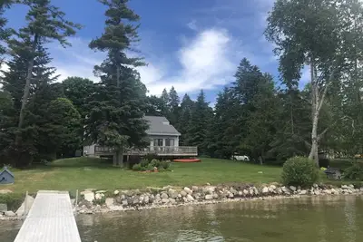 Image de Palmer's Burt Lake Cottage - Private Dock! Waterfront!