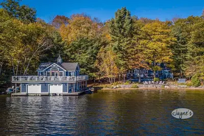 Image de 6 bdrm, 4 bath, Lake Muskoka, Sandy beach, Port Carling, Newer Boathouse!