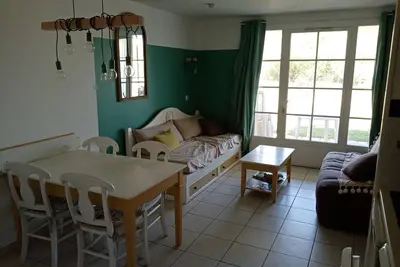 Image de Appartement en rez de jardin - village vacances