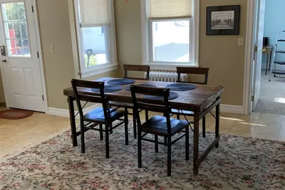 Image de Geneva Apartment near College 2 bedroom