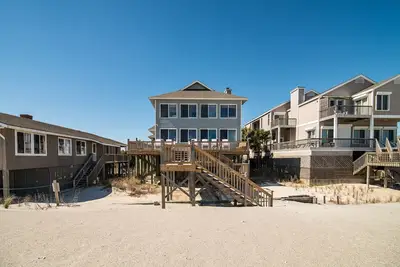 5 Bed 4. 5 bath, Willcox Dotterer House on Pawleys Island