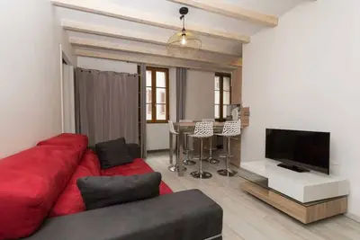 Image de 🎖 La Tournette -Appartement pour 2-4 personnes au cœur de la vieille ville