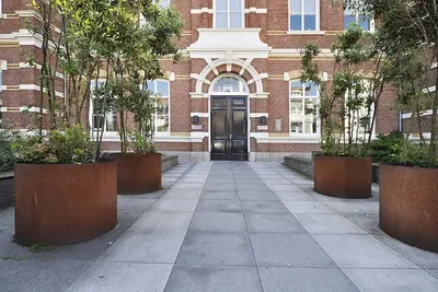 Image de Big family house