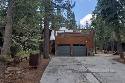 Updated Truckee mountain home