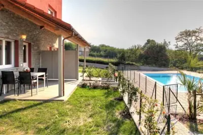 Image de 2-room apartment with terrace, garden, pool, slide, swing and sandpit