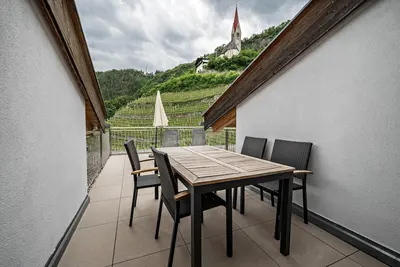 Image de Appartement \"Toni Verena\" avec vue sur les montagnes, sauna et jardin partagés