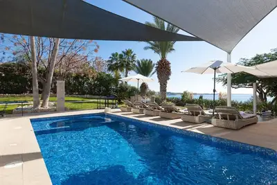 Image de Villa Cleopatra 5 bed, 20 metres from Ocean, Stunning Sea Views, Roof Terrace