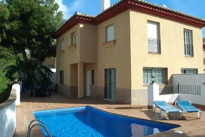 Image de Nerja 041 - Buganvilla 1a