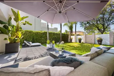 Image de Stylish Modern 4 bedroom/4 bathroom villa near the beach in Guadalmina