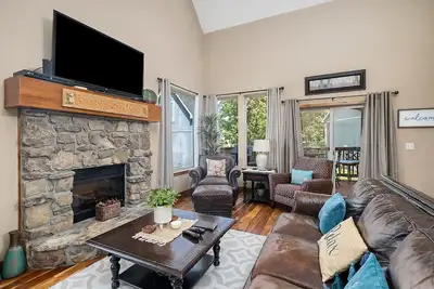 Image de Great summer rates, 4 Br Home, Great Location