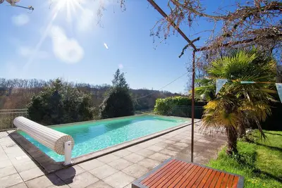 Image de Jolie Demeure de Maître avec Piscine à Sigoulès