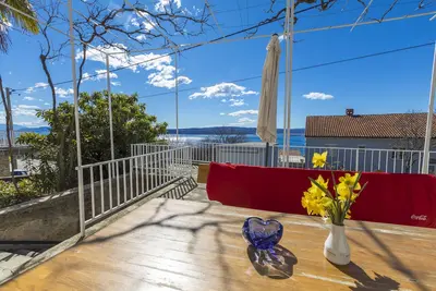 Image de Appartement de vacances avec vue sur la mer et air conditionné