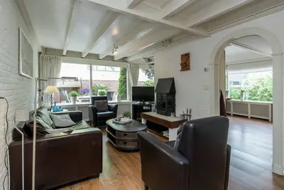 Image de Maison à Noordwijkerhout près Forêt & Lac