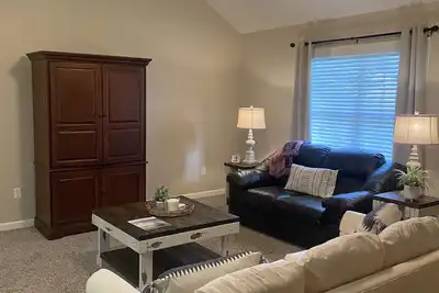 Image de Close to Vaught Hemingway and Swayze