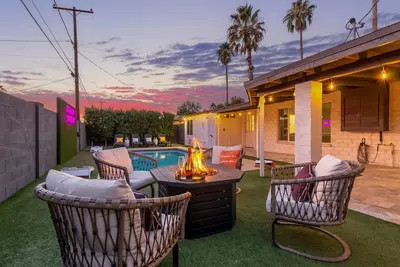 Image de Awesome 5 Bed, 3 Bath, Great Old Town Location