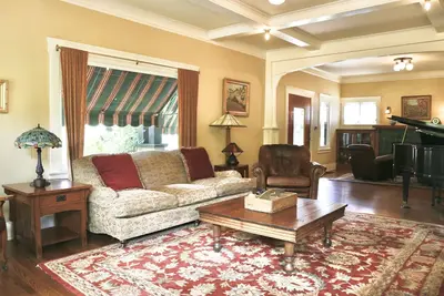 Image de Old World Charm, 3 Bedroom Private Oasis Near Rose Bowl, Old Town Pasadena