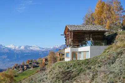 Image de Chalet d'architecture exclu. à 1. 600 m 4-6 pers. dans emplacement impressionnant