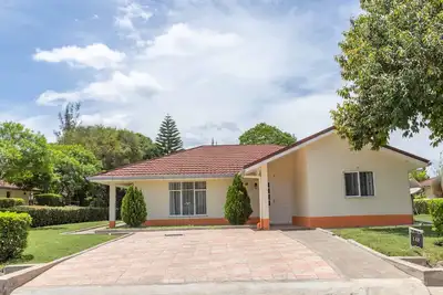 Image de Cozy and warm 3-Bed bungalow in Athi River