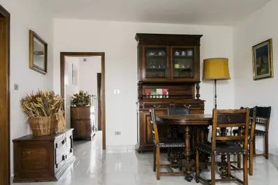 Image de The Scents Of The Garden - Pomegranate Apartment