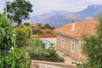 Image de Villa Serenis | mountain & sea @ 1, 5hr from Athens