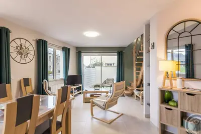 Image de Charmante maison contemporaine à St Vaast la Hougue - 2 chambres, terrasse, cour privée, proche port