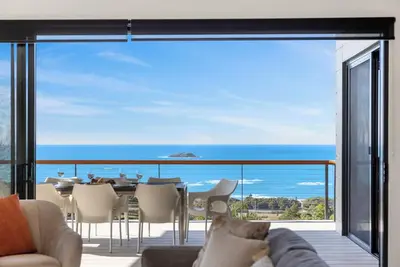 Image de The Outlook at Sapphire - Coastal Luxury, Private Plunge Pool, Pet Friendly