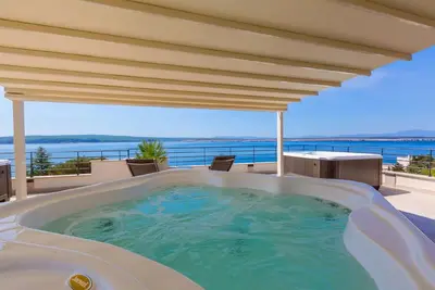 Appartement de vacances Dramalj pour 2 - 6 personnes avec 2 chambres à coucher - Appartement de vaca