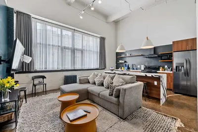 Image de Industr Loft 5min Shadyside East Liberty Oakland 6