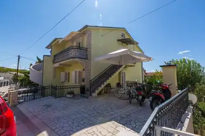 Image de Appartement de vacances pour 5 personnes env. 83 qmà Selce, Baie de Kvarner (Crikvenica et environs)
