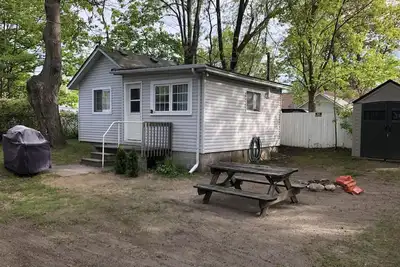 Image de Medium Cottage, 2 min Walk to Beach, Bcc #3