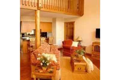 Image de Home w/Lake Views