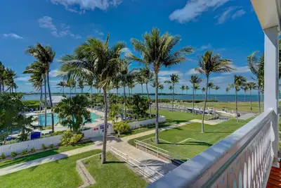 Image de Family Holiday Escape - Indigo Reef 3br Waterfront w/ Pool, Dock & Gulf Views!