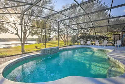 Image de Dog-Friendly Lake Home w/ Dock ~ 25 Mi to Disney!