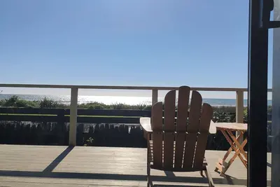 Image de Beachfront with stunning views of Kapiti Island