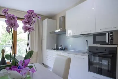Image de Appartamento con Camera da Letto e Balcone