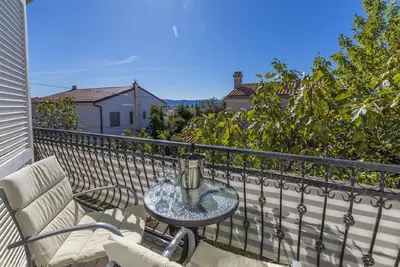 Image de Appartement de vacances pour 4 personnes env. 55 qmà Selce, Baie de Kvarner (Crikvenica et environs)