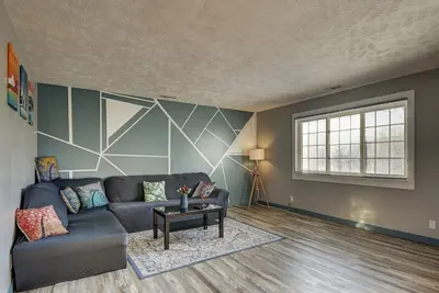 Image de ♔ Cozy Apt A Stone's Throw away from Downtown ♔