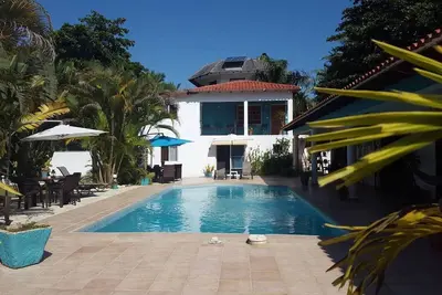 Image de studio with pool near beach and shops\/restaurants