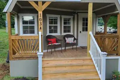Image de The Corner Shed- Norris Lake or the Mountains