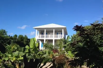 Image de Guana Breeze Cottage located between Bakers Bay and the settlement of Guana Cay.